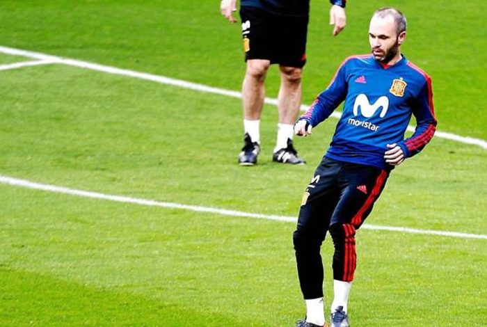 Esta es la nueva camiseta de Barça con homenaje a Andrés Iniesta Esta es la nueva camiseta de Barça con homenaje a Andrés Iniesta