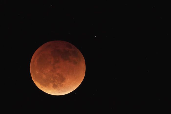 FOTOS Así fue el eclipse luna de sangre último de su tipo hasta