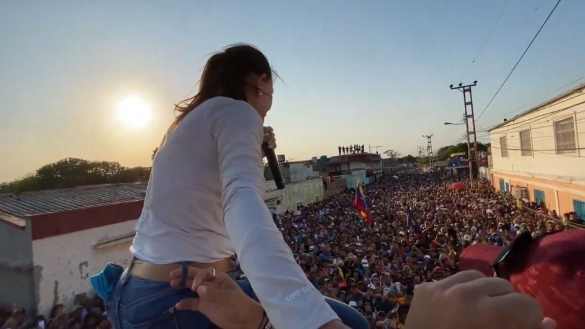 VIDEO Se Quedaron Chiquitas Las Calles De Coro Una Gran Multitud