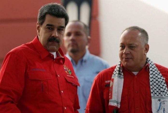 https://cdn.elimpulso.com/media/2020/05/Nicolas-Maduro-y-Diosdado-Cabello-696x467.jpg