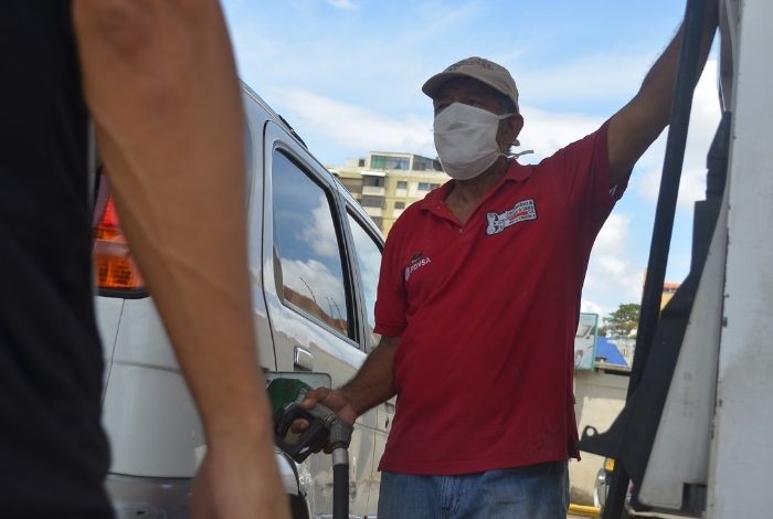 ▷ Azalea Colmenares: Poca gasolina está llegando a Lara #25Ago - El Impulso