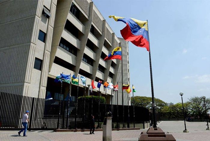 TSJ de Maduro suspende elección Primaria y ratifica supuesta «inhabilitación» de María Corina Machado #30Oct