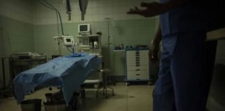 sala de hospital-camilla