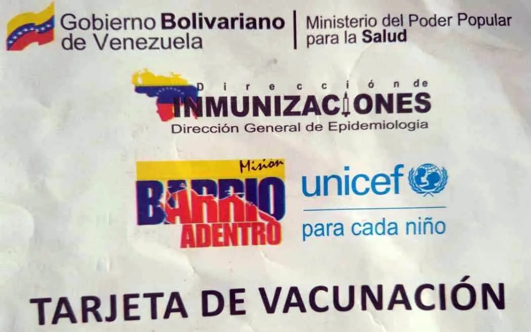 Tarjeta de vacunación 
Barrio adentro