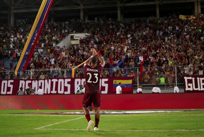 #VIDEO Fanáticos De La Vinotinto Festejaron La Victoria 1-0 Ante ...