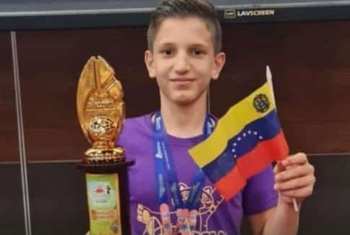 Niño venezolano gana Grand Champion en competencia internacional de aritmética mental en Malasia #29Oct
