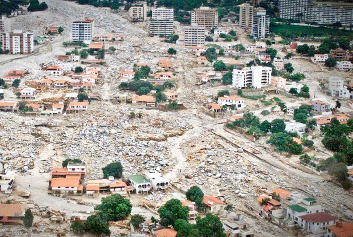 #FOTOS Tragedia De Vargas: Hace 24 Años Venezuela Presenció La Furia De ...