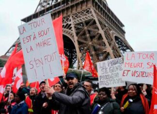 Huelga de trabajadores mantiene cerrada la Torre Eiffel por quinto día #24Feb