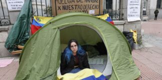 Lorena Lima exige la apertura del RE en Madrid con huelga de hambre