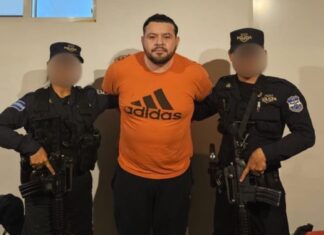 Arrestaron a comisionado presidencial de El Salvador