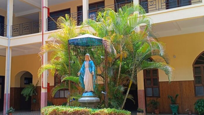 Colegio Inmaculada Concepción, San José de Tarbes