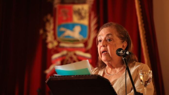 Corina Yoris integrada como individuo de número de la Academia Venezolana de la Lengua