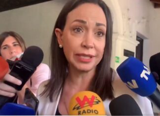 María Corina Machado ante los medios de comunicación