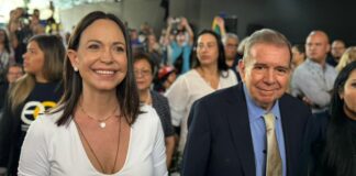 Edmundo González junto a su aliada María Corina Machado