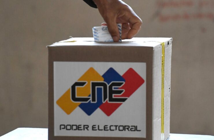 Intención de voto por Edmundo González