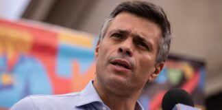 Leopoldo López, opositor en el exilio