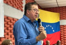 César Pérez Vivas dirigente de la oposición