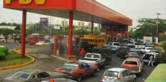 Colas de gasolina en Venezuela
