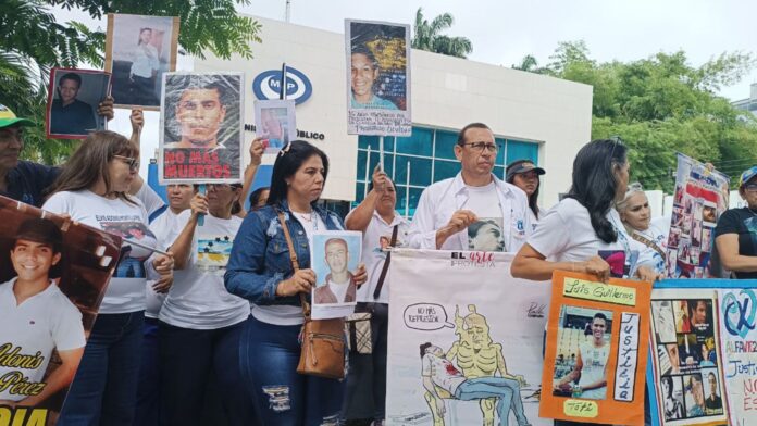 Familiares de víctimas de protestas de 2017 exigen celeridad en investigaciones