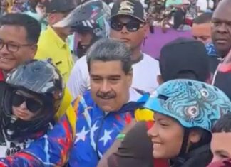 Maduro-y-los-motopiruetas