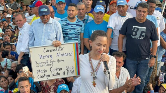 María Corina Machado recuerda a Henry Alviarez en Porlamar