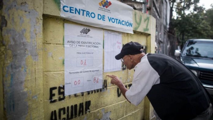 El proceso electoral ya inició en el 60% de las mesas electorales.