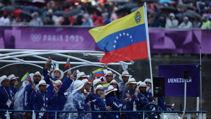 Delegación de Venezuela en ceremonia inaugural de los Juegos Olímpicos de París 2024