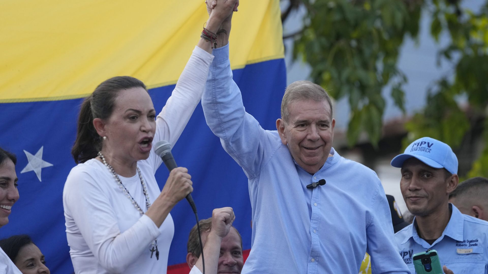 Edmundo González y María Corina Machado expresan su solidaridad a los