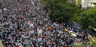 Multitudinaria concentración de María Corina y Edmundo González en cierre de campaña en Las Mercedes