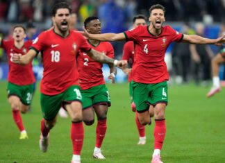 Portugal avanza a cuartos de final de la Eurocopa