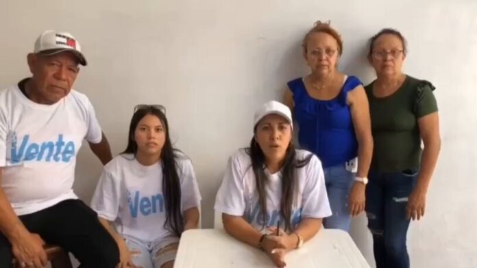 Los videos que muestran la renuncia de los supuestos miembros de Vente Venezuela en tres estados del país son falsos, según Cazadores de Fake News.