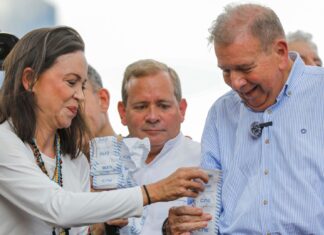 María Corina Machado y Edmundo González