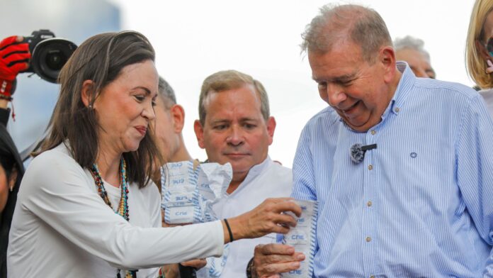 María Corina Machado y Edmundo González