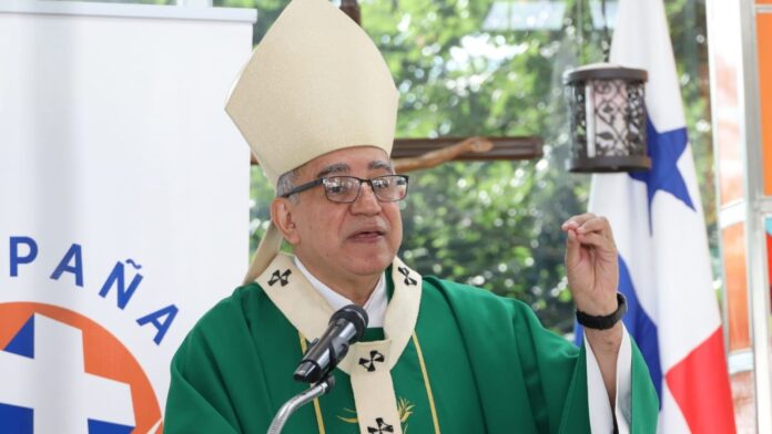 arzobispo de Panamá, José Domingo Ulloa Mendieta