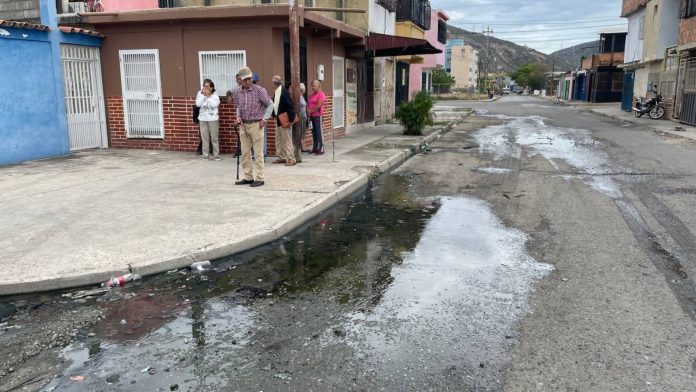 Cloacas en Eligio Macías Mujica (1)