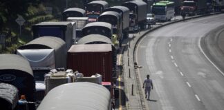 Transportistas de carga en protesta en Colombia