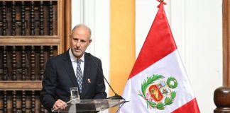 Ex canciller peruano