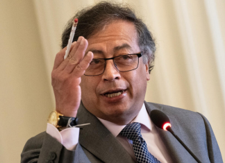 Gustavo Petro PDVSA