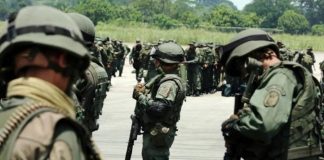 Militares venezolanos