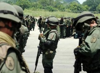 Militares venezolanos