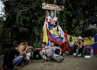 Migrantes venezolanos en el Darién