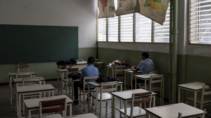 Baja asistencia en las aulas por jóvenes detenidos arbitrariamente