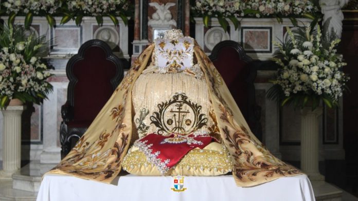 Vestido Divina Pastora, visita 167