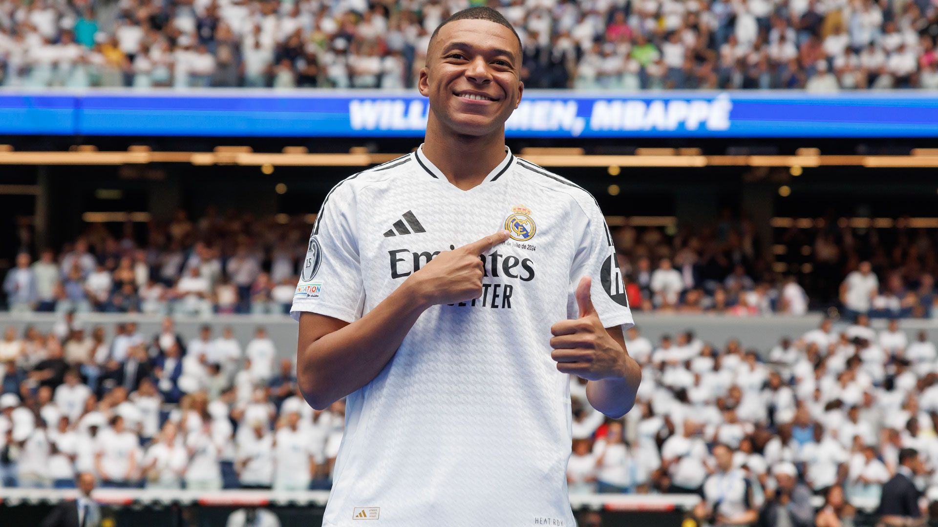 Real Madrid presenta a Kyllian Mbappé como nuevo jugador