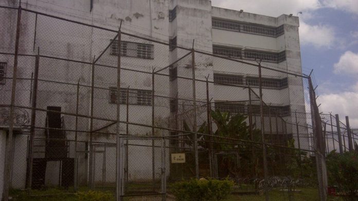 Centro de Formación Femenina La Crisálida