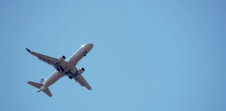 Presidente de aerolíneas venezolanas desmiente cierre de espacio aéreo