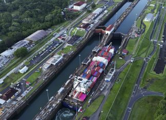 Canal de Panamá celebra su 25 aniversario