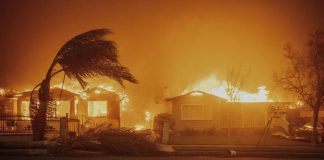 Incendios forestales en el Sur de California dejan 2 personas muertas