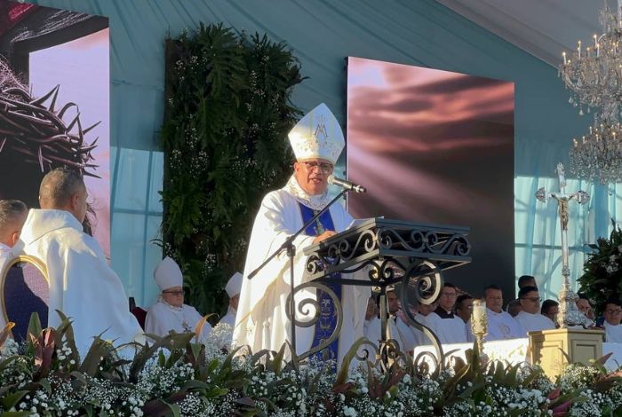 Monseñor Helisandro Terán, Arzobispo de la Arquidiócesis de Mérida