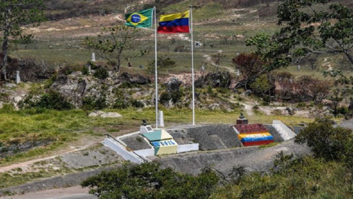 Venezuela cierra el paso de la frontera con Brasil